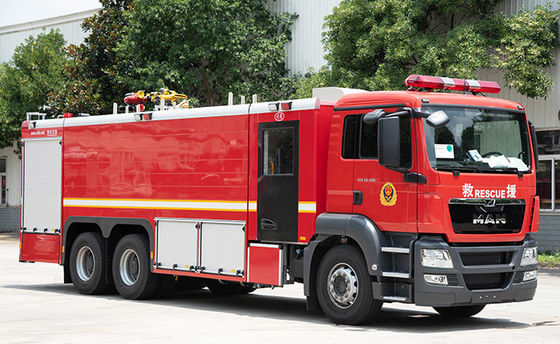 Cabina del equipo del coche de bomberos de las piezas del coche de bomberos con 3-8 bomberos